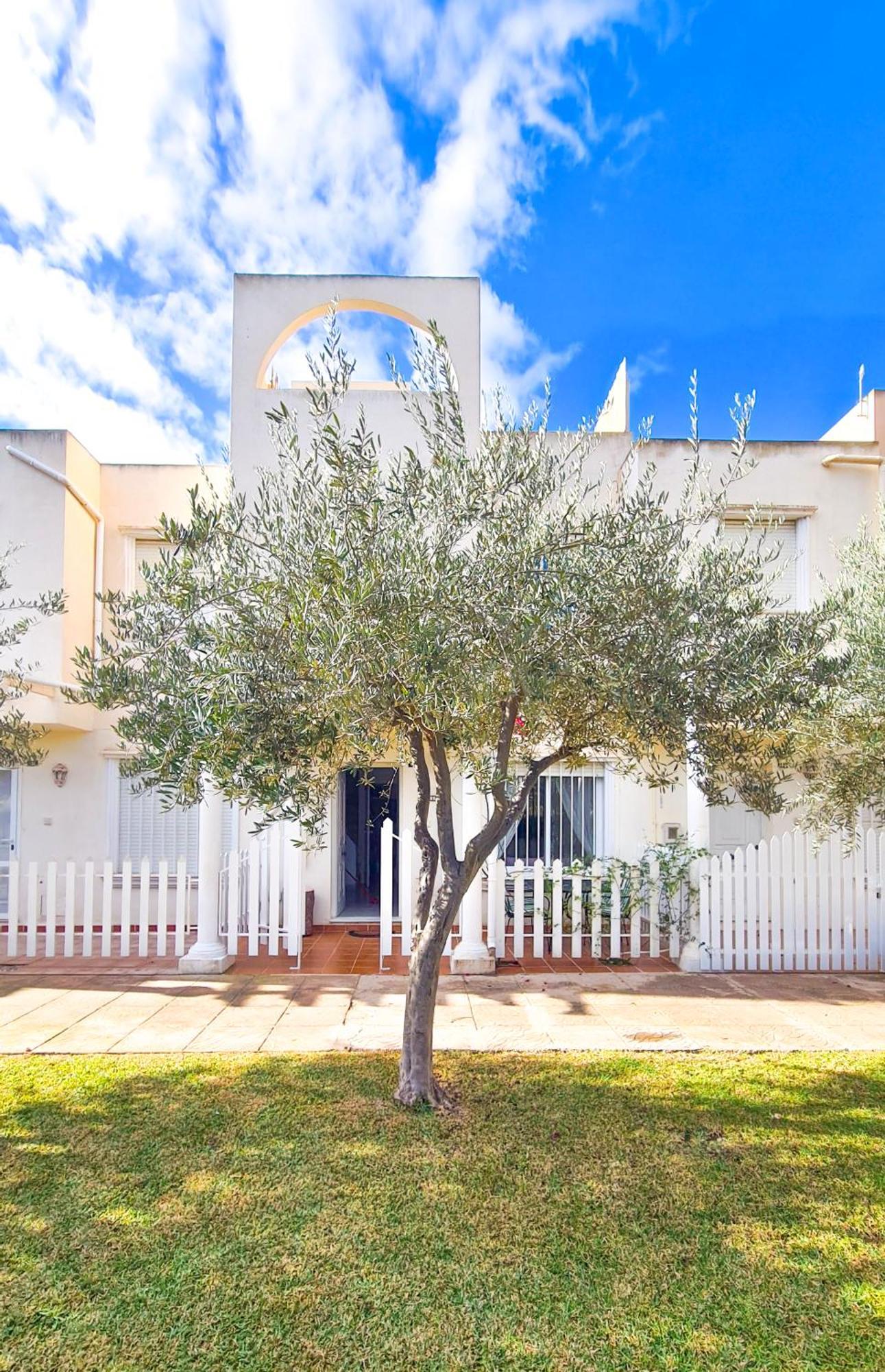 Garden Vistas. Hermoso Duplex Con Patio, Solarium Y Piscina. เบรา ภายนอก รูปภาพ